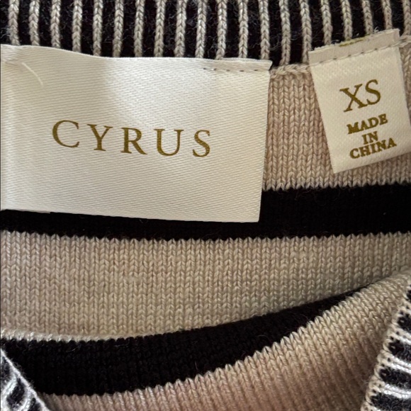 Cyrus Knit Tank - Picture 2 of 3